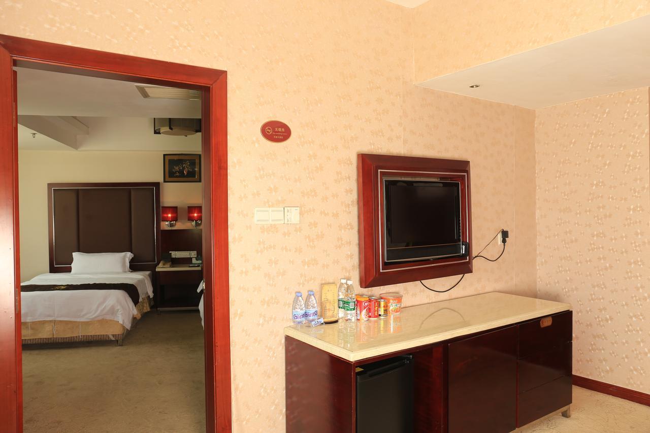 Tianhao Hotel Гуанчжоу Екстер'єр фото